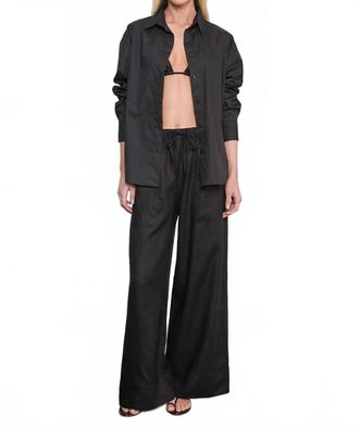Enza Costa Linen Cropped Summer Pant In Black