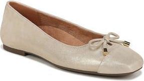 Vionic Klara Cap Toe Flat in Gold Met Leather at Nordstrom Rack, Size 6.5