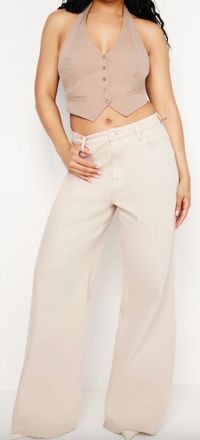 Good American Good Ease Relaxed Jeans In Sand
