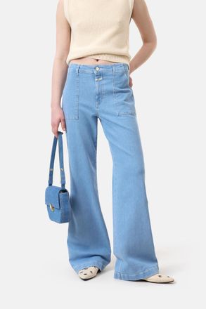 Closed Aria Flared Jeans In Light Wash