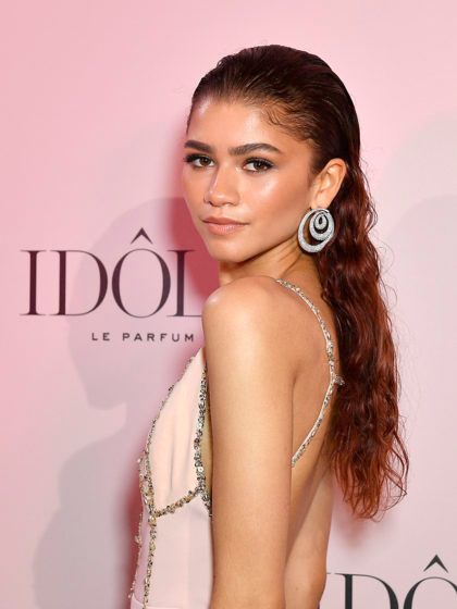 Matita, addio! Ora vanno di moda le sopracciglia al naturale