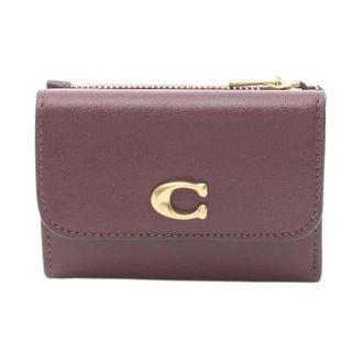 Coach Pre-owned Wallets, female, Red, Size: ONE SIZE Pre-owned Essential Leather Trifold Wallet