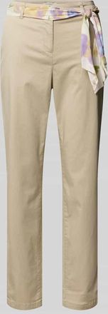 Christian Berg Slim Fit Chino mit Viskose-Anteil in Ecru, Gr&ouml;&szlig;e 36