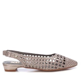 Xti Womens Ballerina Flat Shoes In Plumb