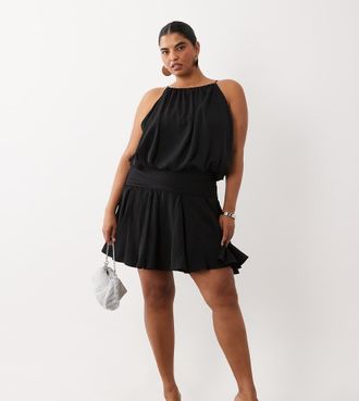 Asos Curve ASOS DESIGN Curve vestito mini in raso con collo alto e vita bassa nero