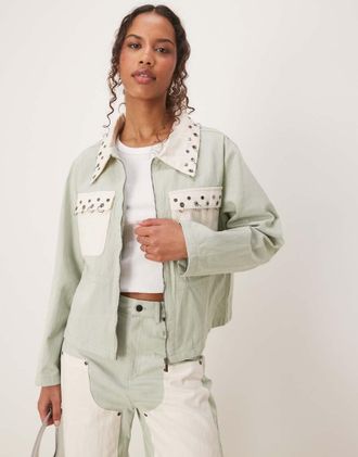 Ghospell Giacca di jeans verde con dettagli a contrasto