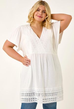 Roman Lace Trim Stretch Top