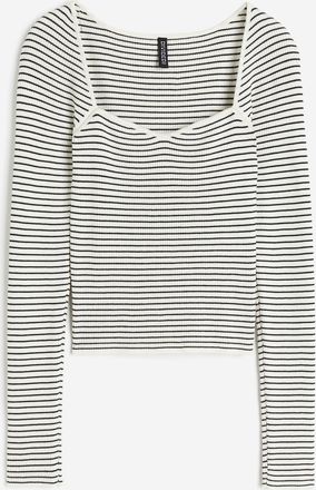 H&M Shirt in Rippstrick mit Sweetheart-Ausschnitt - Weiss/Gestreift