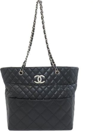 Chanel Matelasse Leather Tote Bag (Pre-Owned)