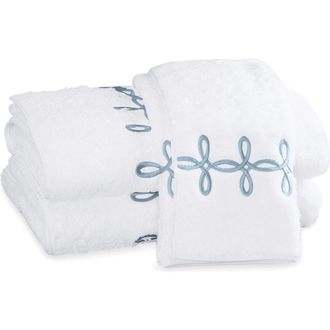 Matouk Gordian Knot Egyptian Cotton Bath Towel in Hazy Blue at Nordstrom, Size Guest Towel