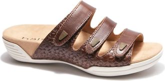 H&auml;lsa Footwear Womens Delight Sandal In Dark Brown