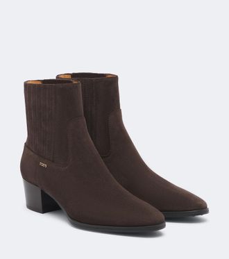 Tod's Gommino suede ankle boots