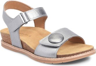 COMFORTIVA Gwen Wedge Sandal in Warmstone at Nordstrom, Size 6.5