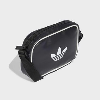 adidas Sporttasche ADIDAS ORIGINALS ADICOLOR CLASSIC MINI AIRLINER, Damen, schwarz, Obermaterial: 100% Polyurethan, Taschen Sporttasche