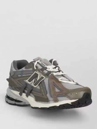 New Balance leather low-top sneakers