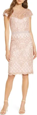 Tadashi Shoji Sequin Lace Body-Con Cocktail Dress in Antique Pink at Nordstrom Rack, Size 4