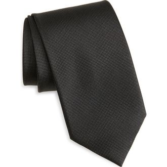 Tom Ford Solid Mullberry Silk Tie in Black at Nordstrom