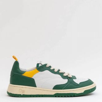 Oncept Womens Phoenix Sneaker In Green Fields