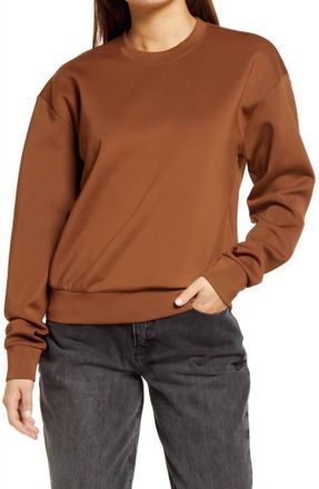 Good American Womens Scuba Boyfriend Crewneck Sweatshirt In Burnt Caramel