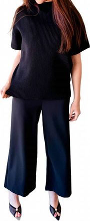 Glam Addison Ribbed Mock Neck Top In Black