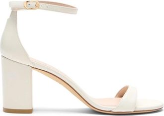 Stuart Weitzman Nudist Block 75 - Dames - Sandalen met hakken - Beige - 40 1/2 EU - Leer - Schoenen