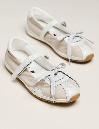J/Slides Pavia Mary Jane Sneakers