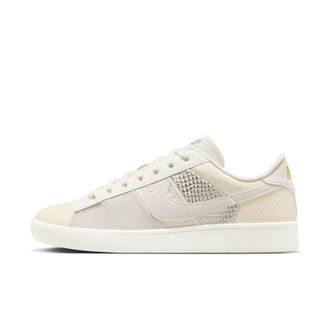 Nike Mens Tennis Classic PRM Shoes in Brown | IQ5786-100