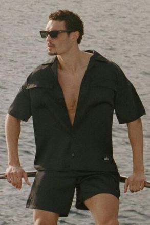Alo | Satin Horizon Short Sleeve Button Up Top in Black, Size: Medium