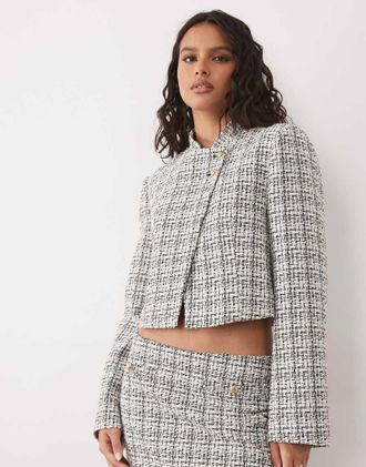 Miss Selfridge Blazer corto alla coreana in boucl&eacute;-Multi