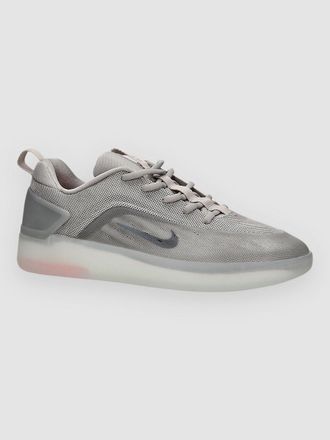 Nike Sb Zoom Nyjah 4 Skateschuhe grau