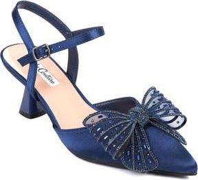 Lady Couture Leslie Pointed Toe Pump in Navy at Nordstrom Rack, Size 13