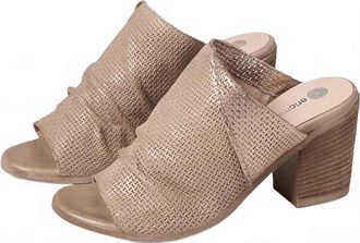 Eric Michael Womens Eclipse Sandal In Beige