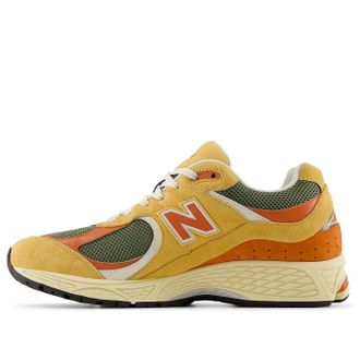 New Balance 2002R Dried Apricot Infield Clay Dark Olivine U2002RPB