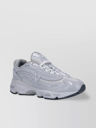 New Balance low top sneakers mesh panels