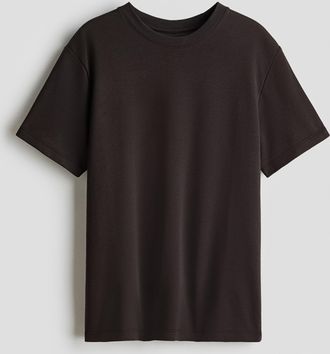 H&M Cooling T-Shirt in Regular Fit - Brown