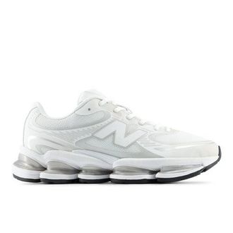 New Balance Unisex Abzorb 2000 en Blanco/Gris, Talla 37.5