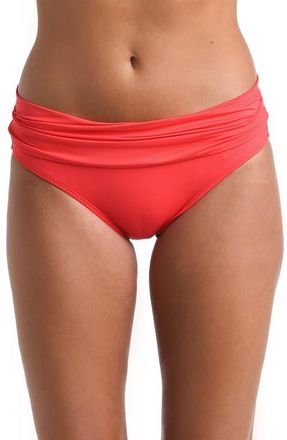 La Blanca Island Goddess Hipster Bikini Bottoms in Guava at Nordstrom, Size 16
