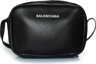 Balenciaga Pre-owned Womens Medium everyday camera bag in black Leather - One Size