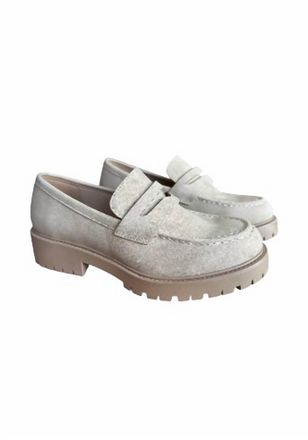 Soda Womens Hender Loafer In Beige