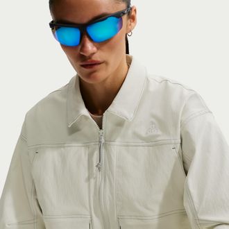 Nike Womens Nike ACG Smith Summit UV-Resistant Jacket in Green | HV0583-020