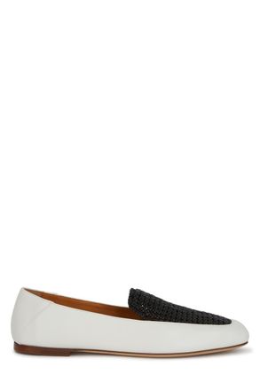 Chlo&eacute; Moccasters