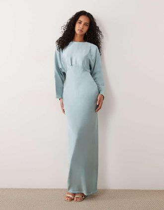 Asos Vestito lungo in raso azzurro con maniche a pipistrello-Blu