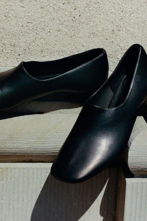 Jeffrey Campbell Leather Common Flats