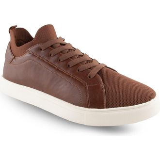 Deer Stags Dominic Low Top Sneaker in Dark Brown at Nordstrom Rack, Size 10.5