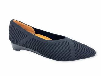 L'Amour Des Pieds Womens Belen Slip-On Shoe In Black