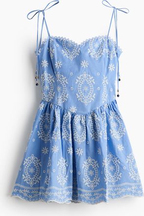 H&M Besticktes Kleid mit Bindetr&auml;gern - Hellblau/Gemustert