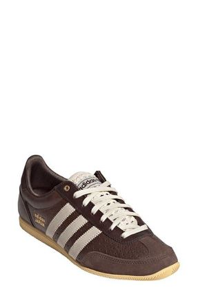 adidas Japan Low Top Sneaker in Brown/Wonder White/Gold Met. at Nordstrom, Size 11.5