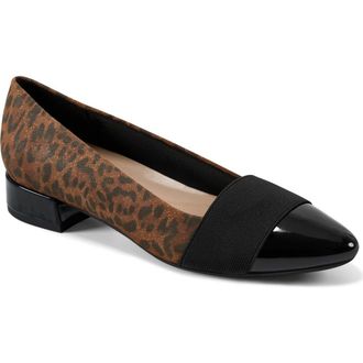Easy Spirit Casta Pointed Toe Pump in Mbr02 at Nordstrom Rack, Size 5.5