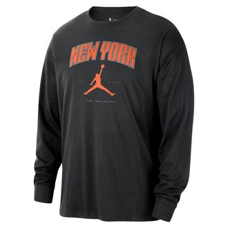 Nike Jordan Mens New York Knicks Essential Jordan NBA Long-Sleeve T-Shirt in Black | HV5475-010
