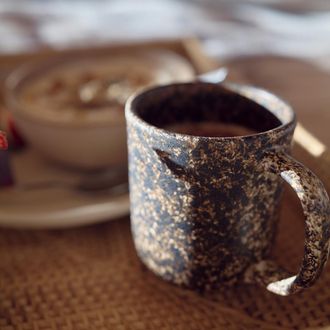 AM.PM Set van 2 mokken in mat geglazuurd aardewerk, Rusty